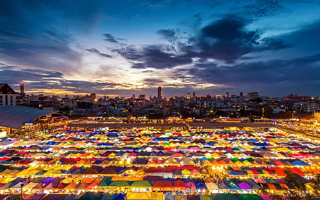 Our Guide to Explore Bangkok's Night Markets