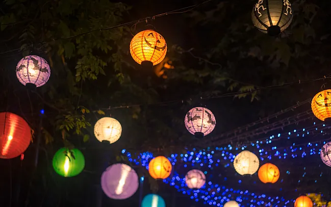 Our guide to Malaysia's vibrant nightlife and entertainment options