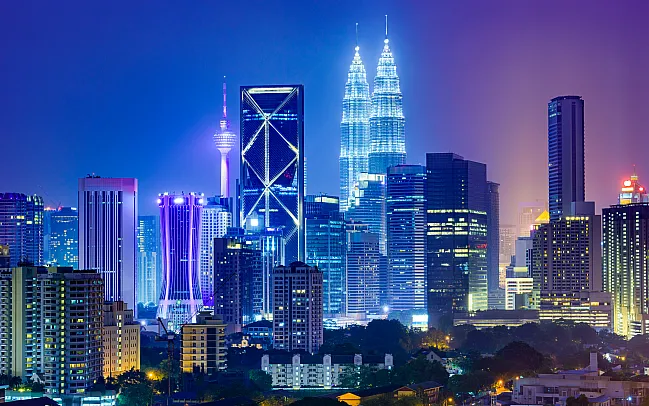 Our guide to Malaysia's vibrant nightlife and entertainment options