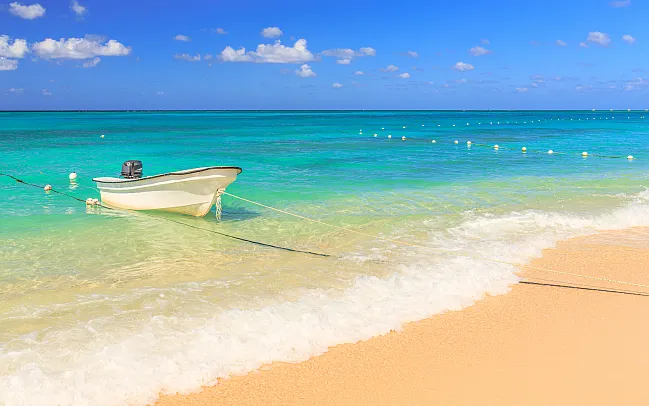 A Guide to a Romantic Getaway in Jamaica: Ignite the Spark in Paradise