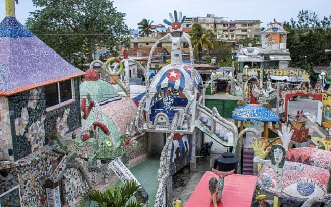 A Guide to Cuba's Vibrant Capital - Havana