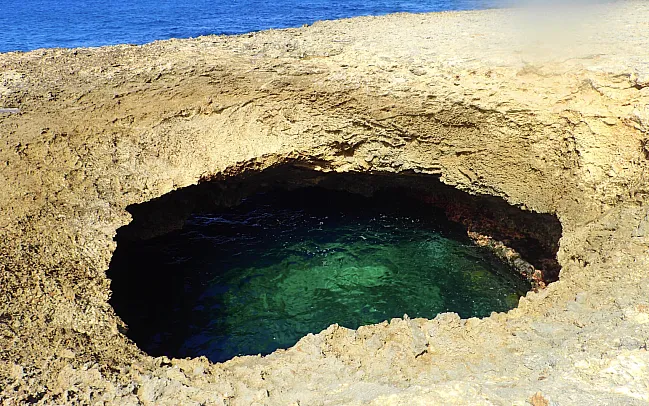 The Ultimate Guide to Exploring Curaçao - A Caribbean Paradise