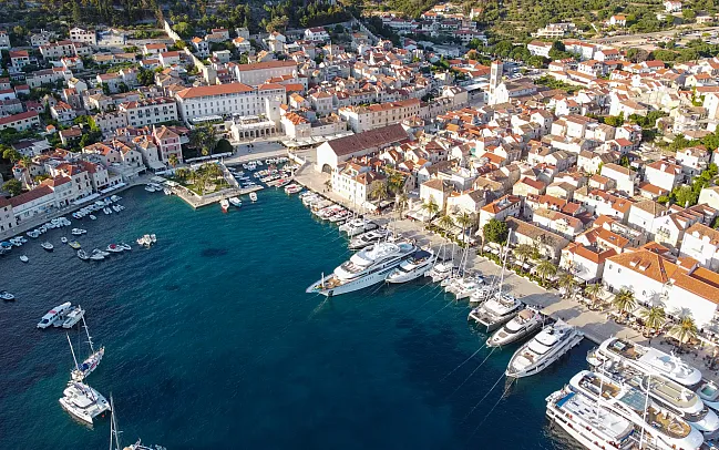 Croatia's Coastal Charms-Exploring the Best Beaches and Seaside Towns