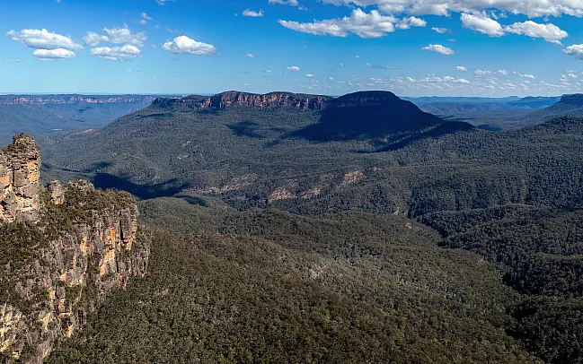 Top 10 Must-Visit Places in Australia for First-Time Travelers