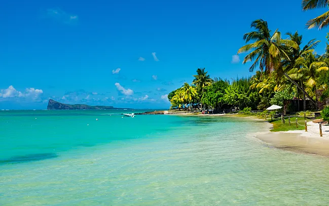 Exploring the stunning beaches of Mauritius