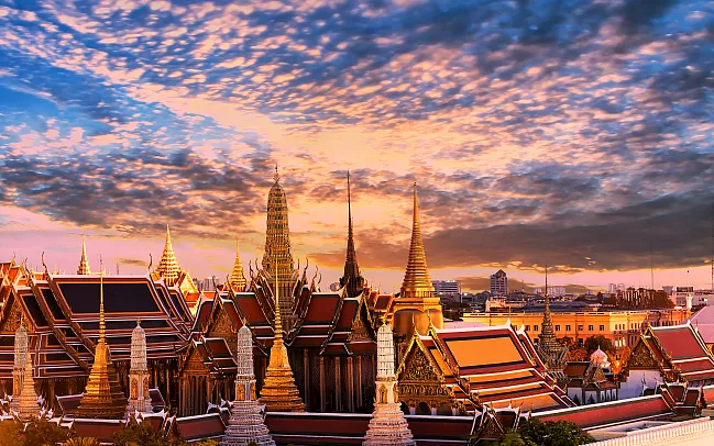 Must-Visit Temples in Bangkok, Thailand