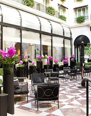 Four Seasons Hotel George V, Paris