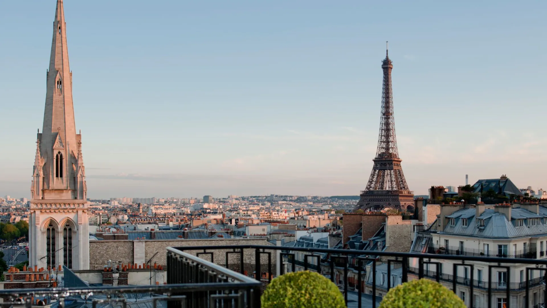 Four seasons hotel george v, paris