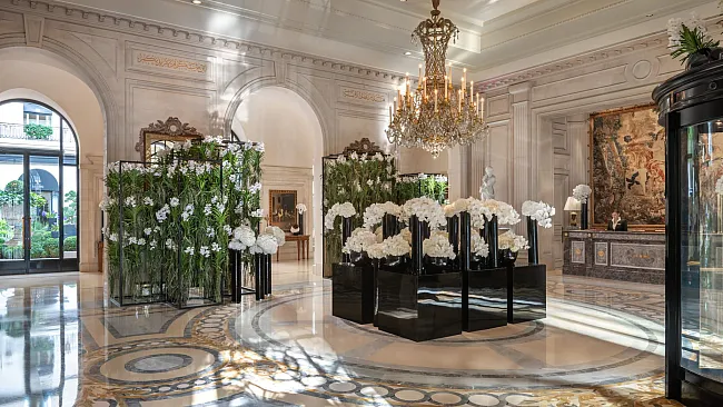 Four Seasons Hotel George V, Paris