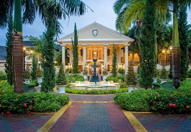 Sandals Royal Plantation