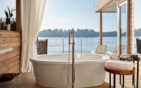 Victoria Falls River Lodge