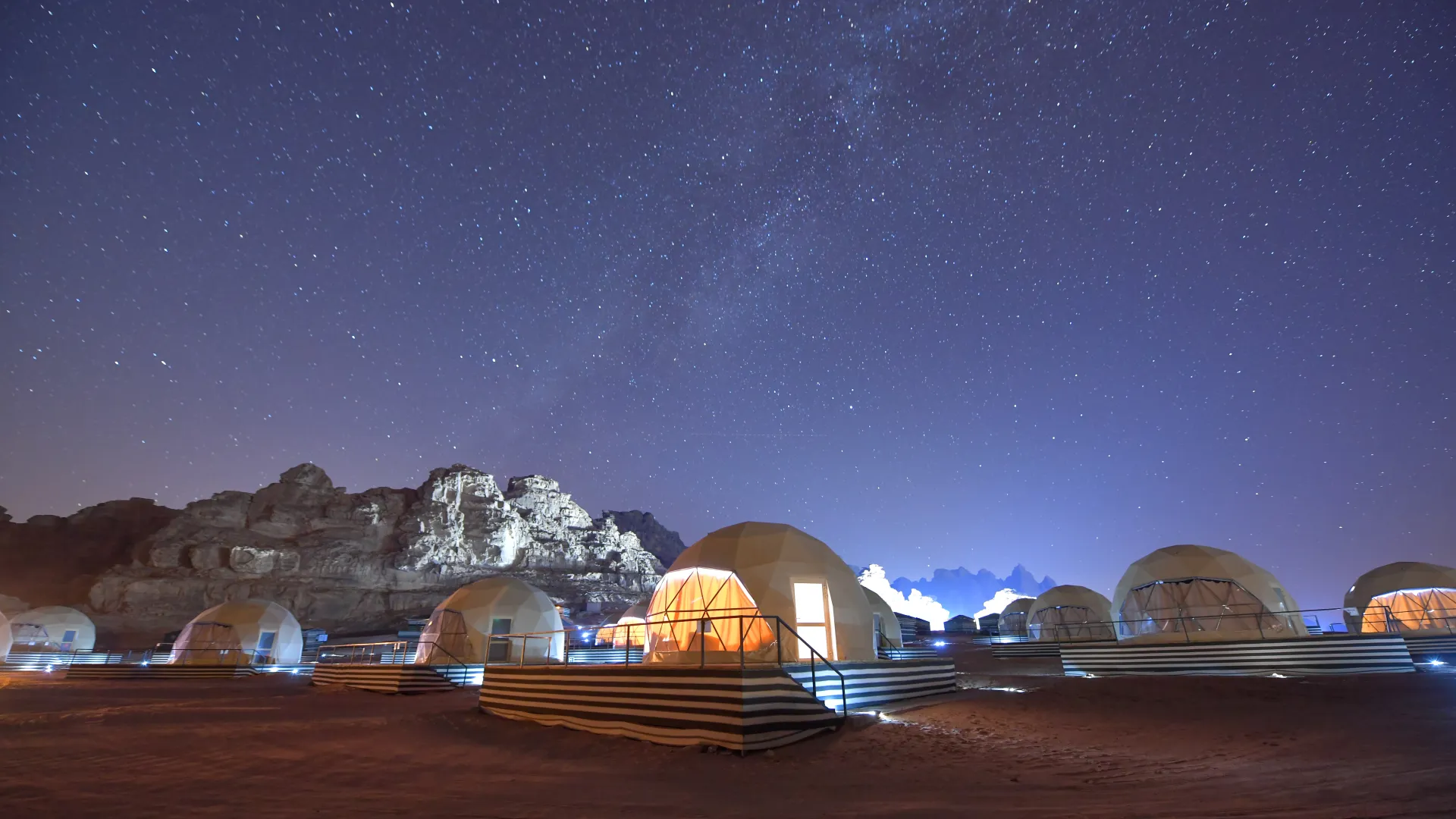 Romantic getaway in jordan