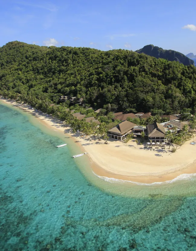 Tropical Paradise Getaway in the Philippines