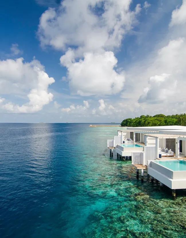 Romantic Getaways-Honeymooning in the Maldives