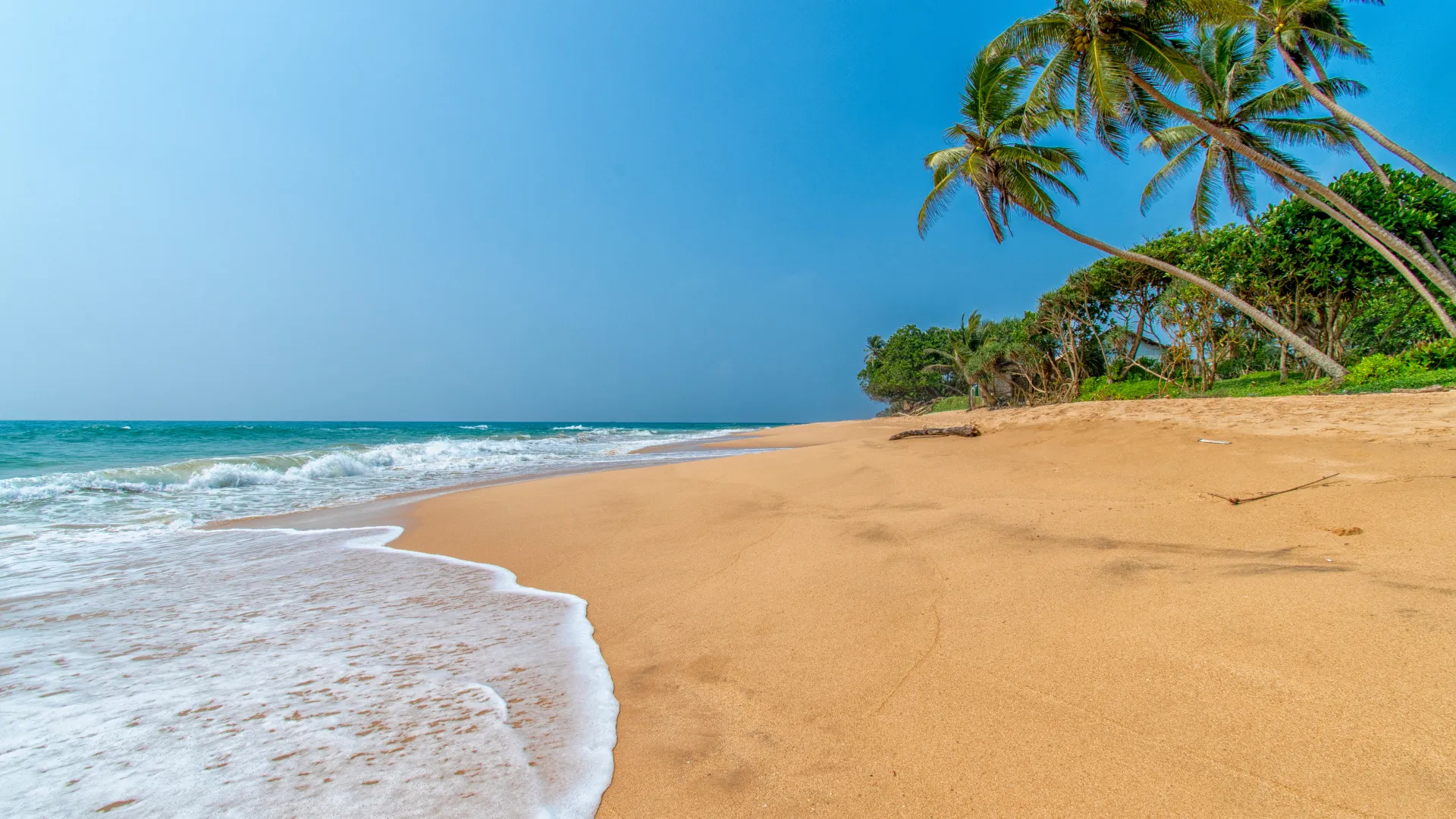 Relaxing beach getaways in sri lanka
